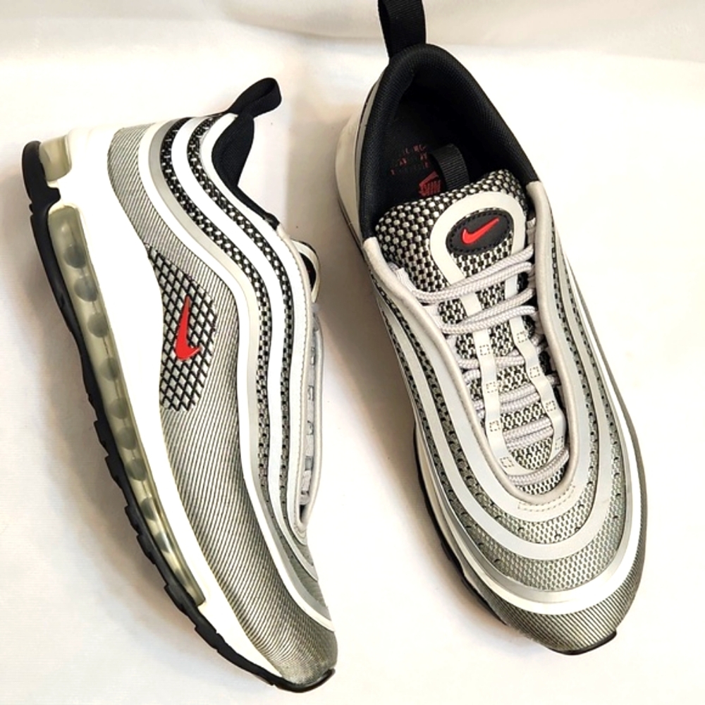 Nike Air Max 97 Ultra 17 OG Metallic Silver Bullet Sneakers (W Size 7.5)